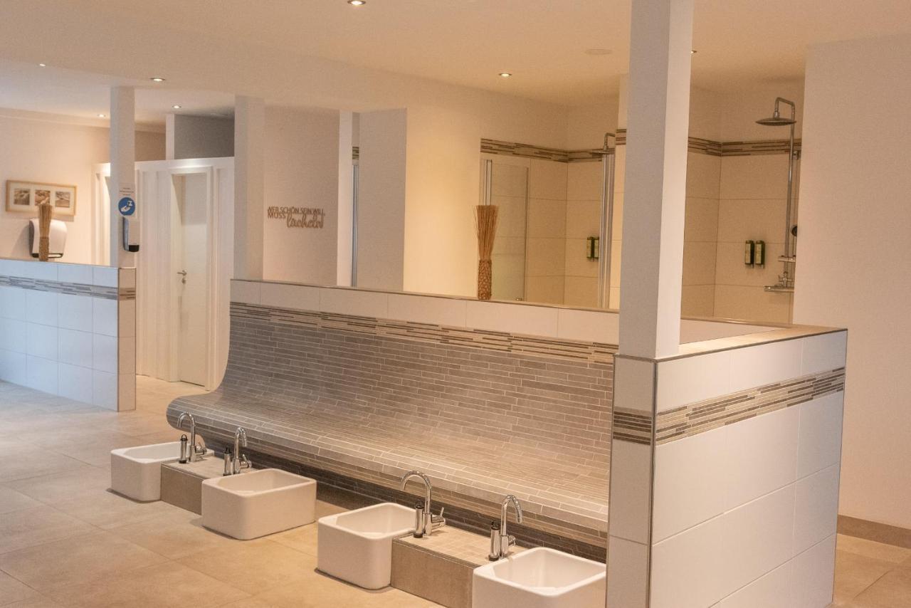 אטנדורן Struck Landhotel & Spa מראה חיצוני תמונה