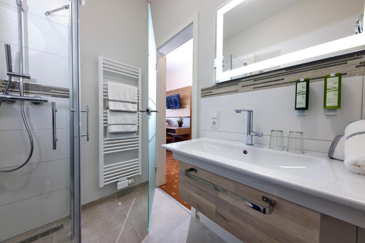 אטנדורן Struck Landhotel & Spa מראה חיצוני תמונה